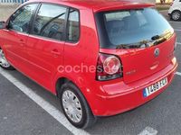 Usado VW Polo Highline 100 CV (73 kW) 2006 Rojo Utilitario