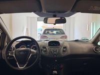 Usado Ford Fiesta Titanium 82 CV (60 kW) 2015 Negro Utilitario