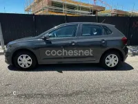 Usado VW Polo Edition 65 CV (47 kW) 2019 Gris / plata Utilitario