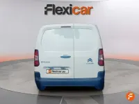 Usado Citroën Berlingo Feel 102 CV (75 kW) 2020 Blanco Monovolumen