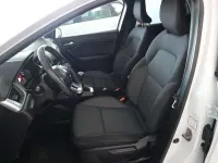 Usado Renault Captur Equilibre 101 CV (74 kW) 2023 Blanco SUV