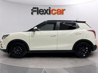 Usado Ssangyong (KGM) Tivoli Limited 163 CV (119 kW) 2019 Blanco SUV