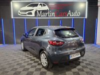 Usado Renault Clio IV Life 75 CV (55 kW) 2017 Gris / plata Berlina