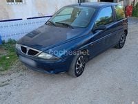 Usado Lancia Ypsilon 60 CV (44 kW) 2003 Azul Utilitario