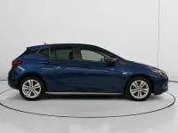 Usado Opel Astra GS Line 110 CV (80 kW) 2020 Azul Berlina