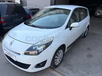 Usado Renault Grand Scénic III Business 110 CV (80 kW) 2012 Blanco Monovolumen