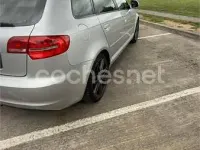 Usado Audi A3 Sportback Attraction 160 CV (117 kW) 2010 Gris / plata Utilitario