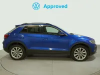 Usado VW T-Roc Life 150 CV (110 kW) 2025 Azul SUV