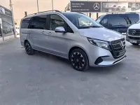 Nieuw Mercedes V220 Avantgarde 163 PK (119 kW) 2025 Grijs MPV