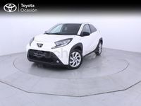 Usado Toyota Aygo X Play 72 CV (52 kW) 2025 Blanco SUV