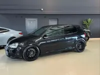 Usado VW Golf V R 250 CV (183 kW) 2007 Negro Utilitario
