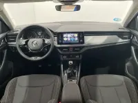 Usado Skoda Scala Ambition 90 CV (66 kW) 2022 Azul Utilitario