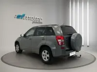 Usado Suzuki Grand Vitara 130 CV (95 kW) 2007 Gris metalizado SUV