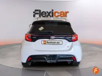 Usado Toyota Yaris Sport 116 CV (85 kW) 2023 Blanco Utilitario
