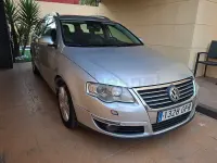 Usado VW Passat Advance 140 CV (102 kW) 2008 Gris / plata Familiar
