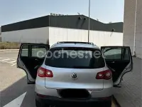 Usado VW Tiguan 140 CV (102 kW) 2009 Gris / plata SUV