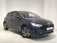 Usado Hyundai i20 101 CV (74 kW) 2025 Gris Utilitario