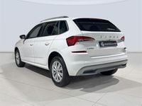 Usado Skoda Kamiq 110 CV (80 kW) 2022 Blanco SUV