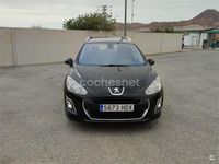 Usado Peugeot 308 Access 92 CV (67 kW) 2011 Negro Familiar