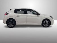 Usado Peugeot 208 Allure 102 CV (75 kW) 2023 Blanco Utilitario