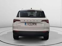 Usado Skoda Karoq Ambition 116 CV (85 kW) 2024 Blanco SUV