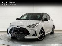 Usado Toyota Yaris Hybrid Edition 116 CV (85 kW) 2022 Gris / plata Berlina