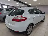 Usado Renault Mégane III Dynamique 106 CV (77 kW) 2009 Blanco Utilitario
