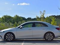 Usado Mercedes A200 Progressive 163 CV (119 kW) 2019 Gris (montaña) Berlina