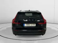 Usado Volvo V60 Momentum 197 CV (144 kW) 2022 Negro Familiar