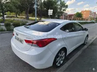 Usado Hyundai Elantra GLS 132 CV (97 kW) 2012 Blanco Berlina