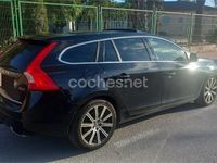 Usado Volvo V60 285 CV (209 kW) 2015 Negro Familiar