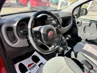 Usado Fiat Panda Lounge 69 CV (50 kW) 2018 Rojo Utilitario