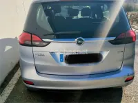 Usado Opel Zafira Tourer Expression 130 CV (95 kW) 2015 Gris / plata Monovolumen