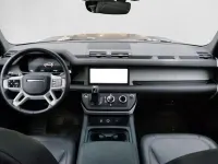 Używany Land Rover Defender S 249 KM (183 kW) 2024 Zielony SUV