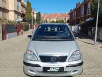 Usado Mercedes A140 Classic 82 CV (60 kW) 2004 Gris / plata Monovolumen