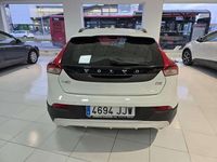 Usado Volvo V40 Summum 120 CV (88 kW) 2016 Blanco SUV