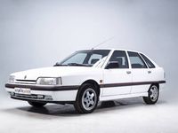 Usado Renault 21 140 CV (102 kW) 1992 Blanco Berlina