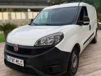 Usado Fiat Doblò 95 CV (69 kW) 2018 Blanco Monovolumen