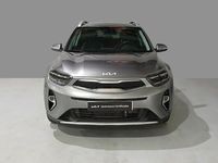 Usado Kia Stonic Style 100 HP (73 kW) 2024 Cinzento SUV