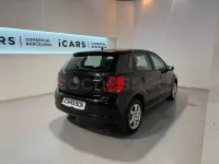 Usado VW Polo Advance 75 CV (55 kW) 2011 Gris / plata Utilitario