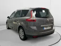 Usado Renault Grand Scénic 115 CV (84 kW) 2015 Gris / plata Monovolumen