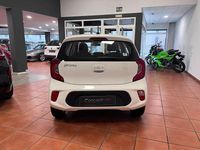 Usado Kia Picanto 63 CV (46 kW) 2024 Blanco Utilitario