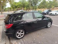 Usado Mercedes B180 109 CV (80 kW) 2014 Negro Monovolumen