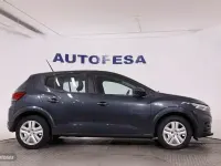 Usado Dacia Sandero Comfort 90 CV (66 kW) 2021 Azul