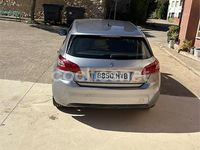 Usado Peugeot 308 Allure 115 CV (84 kW) 2014 Gris / plata Berlina