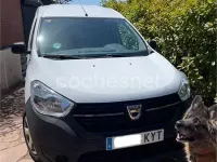 Usado Dacia Dokker Essentiel 102 CV (75 kW) 2019 Blanco Monovolumen