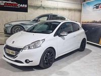 Usado Peugeot 208 Allure 156 CV (114 kW) 2012 Blanco Utilitario