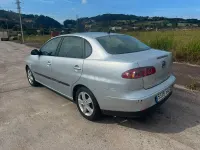 Usado Seat Cordoba 85 CV (62 kW) 2008 Gris / plata Berlina