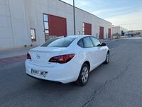 Usado Opel Astra Dynamic 110 CV (80 kW) 2017 Blanco Berlina