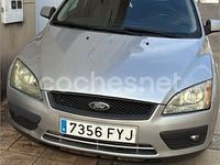 Usado Ford Focus Trend 115 CV (84 kW) 2007 Gris / plata Berlina